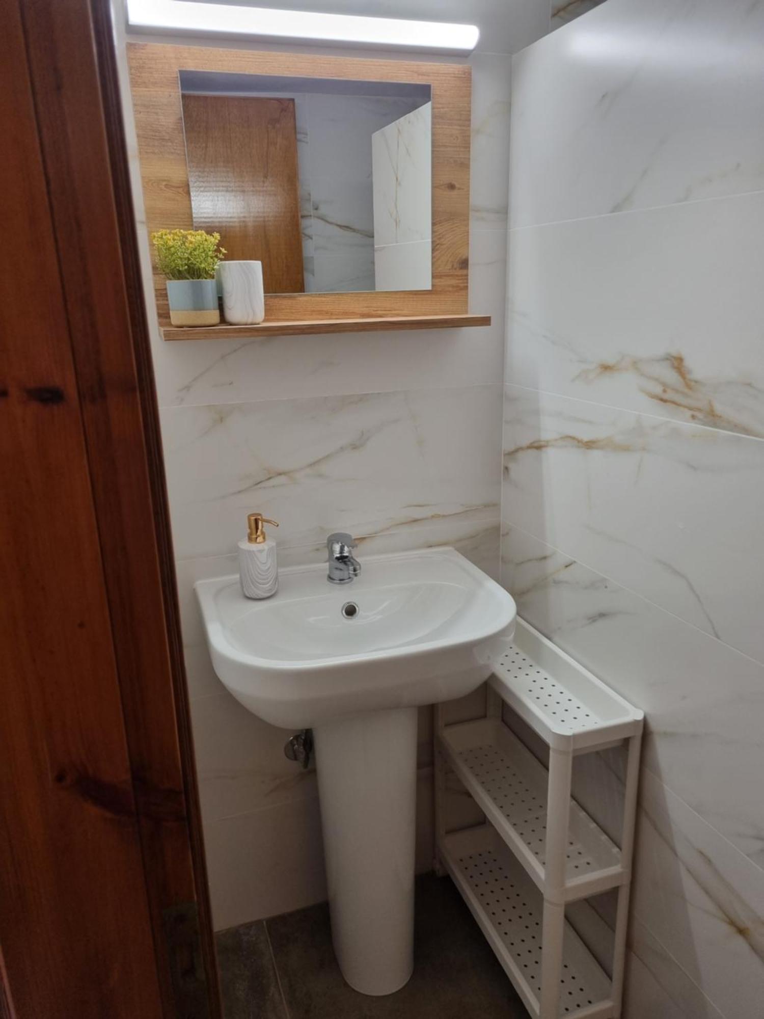 Asteri Luxury